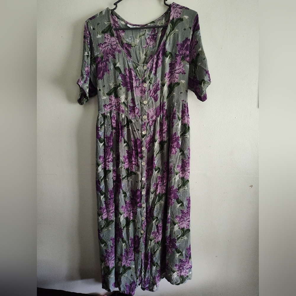 90's Vintage Style Dress